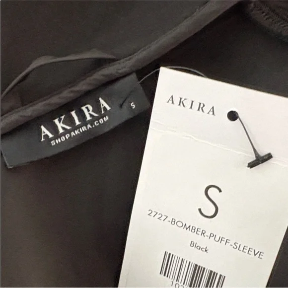 AKIRA
bomber puff sleeve size small mini dress brand new with tags. Black - Picture 2 of 4